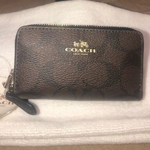 NWT Small Coach Double Zip Coin Case